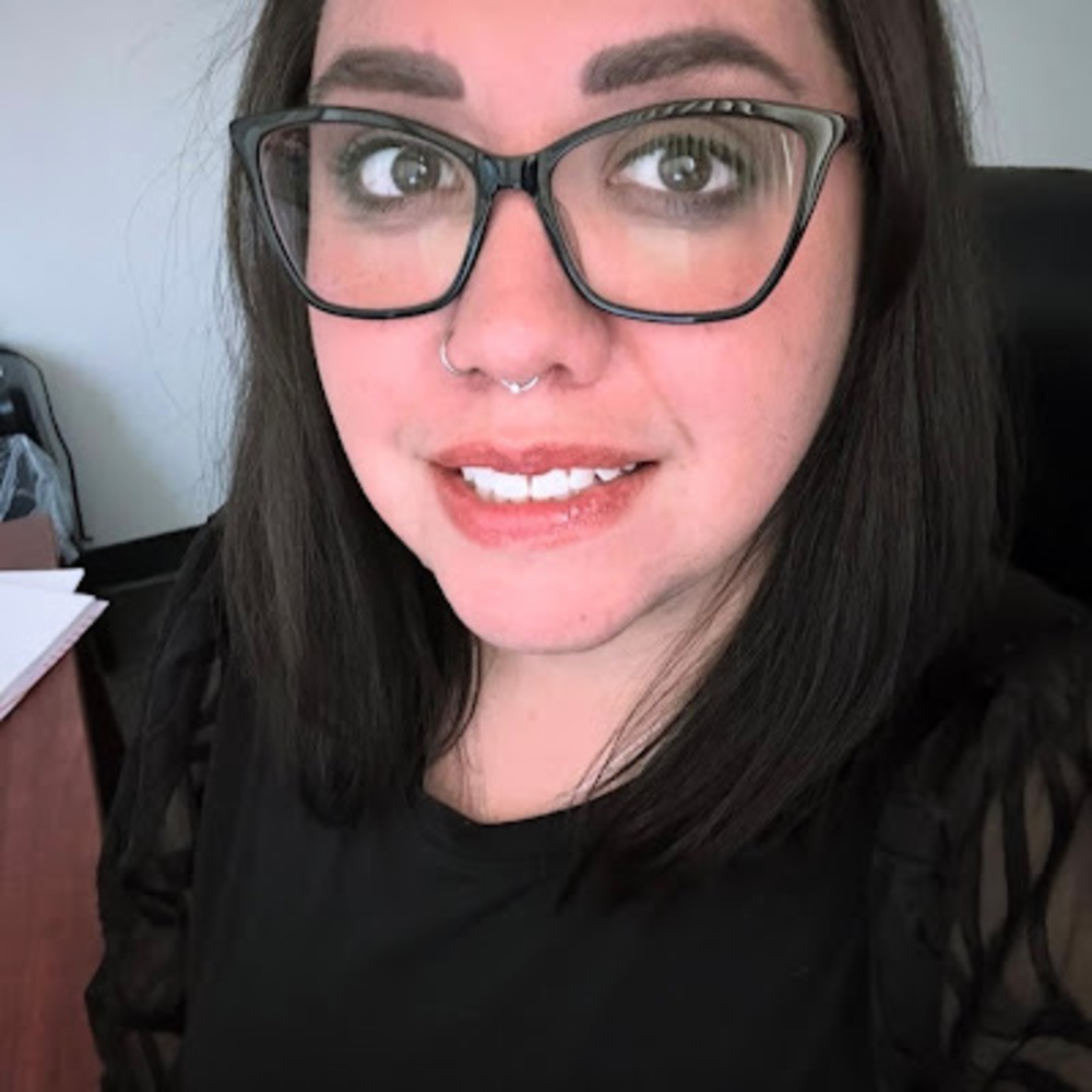 Meet your Posher, Eliza